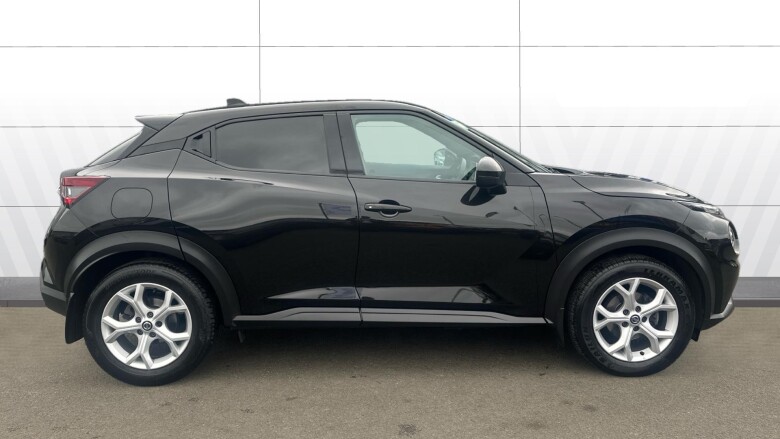 Nissan Juke 1.0 DiG-T 114 N-Connecta 5dr Petrol Hatchback